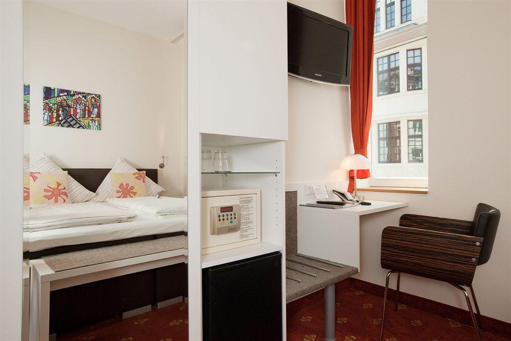 Hotel Domstern Köln Ngoại thất bức ảnh